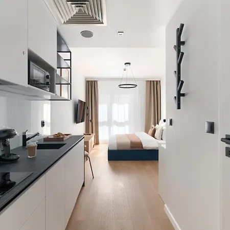 Apartmenty Liberty Plaza Self Check-in *